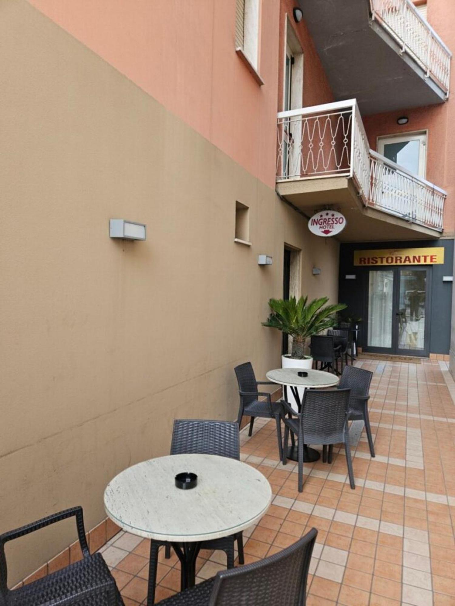 Hotel Mazzocchetti 圣安杰洛城 外观 照片