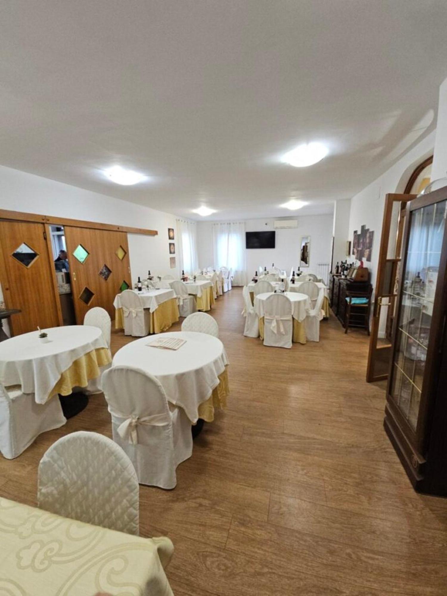 Hotel Mazzocchetti 圣安杰洛城 外观 照片